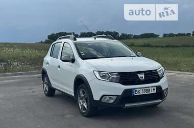 Внедорожник / Кроссовер Dacia Sandero StepWay 2018 в Ровно