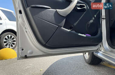 Внедорожник / Кроссовер Dacia Sandero StepWay 2010 в 