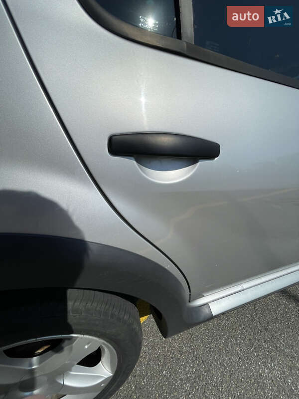 Позашляховик / Кросовер Dacia Sandero StepWay 2010 в Києві фото 21 Позашляховик / Кросовер Dacia Sandero StepWay 2010 в Києві