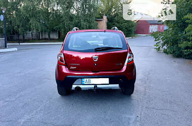 Внедорожник / Кроссовер Dacia Sandero StepWay 2012 в Виннице