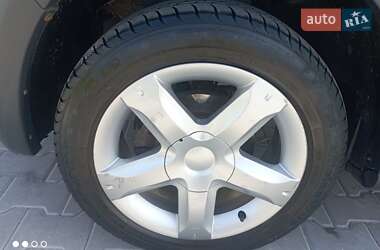 Позашляховик / Кросовер Dacia Sandero StepWay 2010 в 