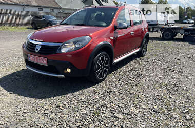 Позашляховик / Кросовер Dacia Sandero StepWay 2011 в Луцьку