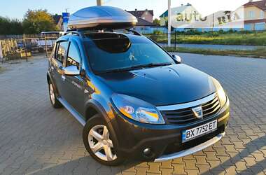 Внедорожник / Кроссовер Dacia Sandero StepWay 2012 в Хмельницком