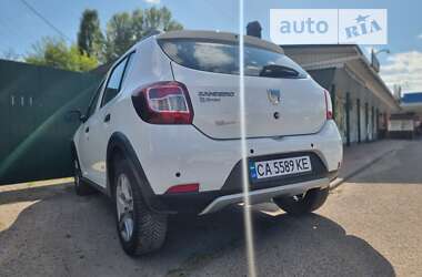 Позашляховик / Кросовер Dacia Sandero StepWay 2015 в Смілі