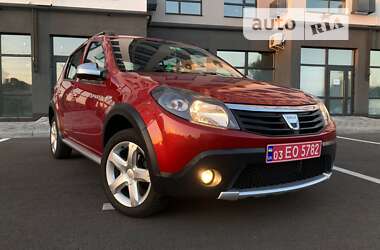 Внедорожник / Кроссовер Dacia Sandero StepWay 2010 в Чернигове