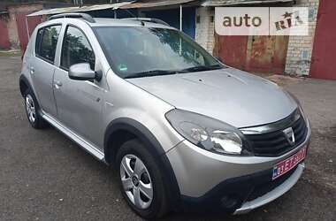 Внедорожник / Кроссовер Dacia Sandero StepWay 2010 в Чернигове