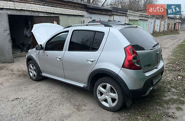 Позашляховик / Кросовер Dacia Sandero StepWay 2010 в Чернігові