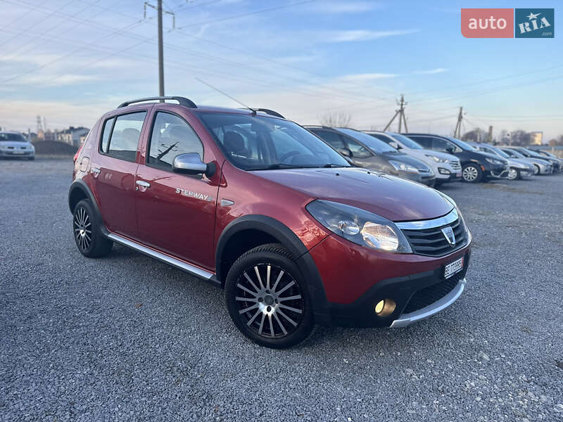 Внедорожник / Кроссовер Dacia Sandero StepWay 2011 в Ровно