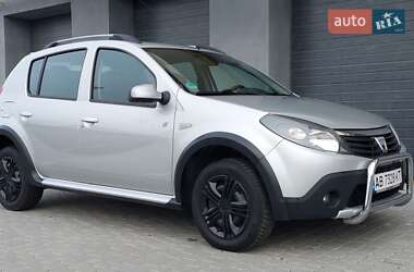 Внедорожник / Кроссовер Dacia Sandero StepWay 2011 в Виннице