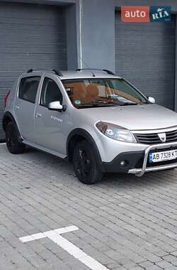 Внедорожник / Кроссовер Dacia Sandero StepWay 2011 в Виннице