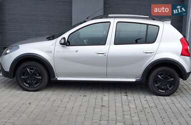 Внедорожник / Кроссовер Dacia Sandero StepWay 2011 в Виннице