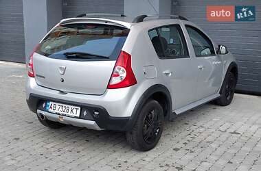 Внедорожник / Кроссовер Dacia Sandero StepWay 2011 в Виннице