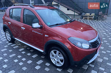 Позашляховик / Кросовер Dacia Sandero StepWay 2011 в Хмельницькому