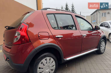 Внедорожник / Кроссовер Dacia Sandero StepWay 2009 в Самборе