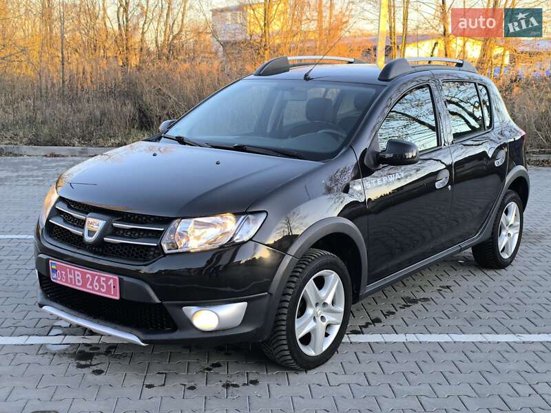 Внедорожник / Кроссовер Dacia Sandero StepWay 2013 в 