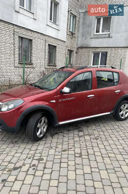 Внедорожник / Кроссовер Dacia Sandero StepWay 2012 в Львове