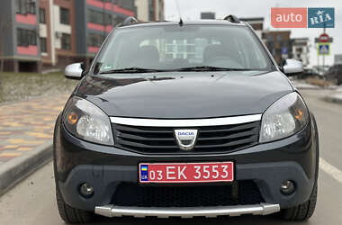 Внедорожник / Кроссовер Dacia Sandero StepWay 2011 в Тернополе