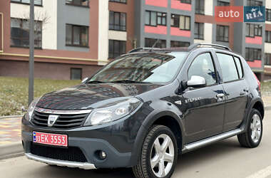 Внедорожник / Кроссовер Dacia Sandero StepWay 2011 в Тернополе