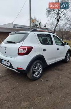 Позашляховик / Кросовер Dacia Sandero StepWay 2015 в Смілі