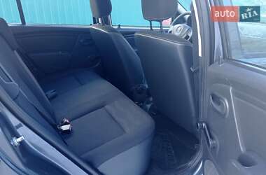Внедорожник / Кроссовер Dacia Sandero StepWay 2010 в 