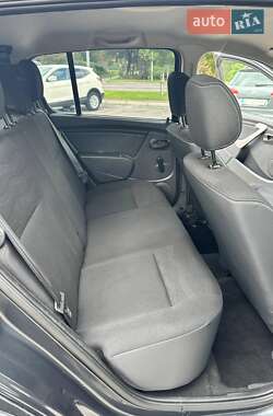 Внедорожник / Кроссовер Dacia Sandero StepWay 2012 в 