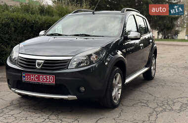 Внедорожник / Кроссовер Dacia Sandero StepWay 2012 в 