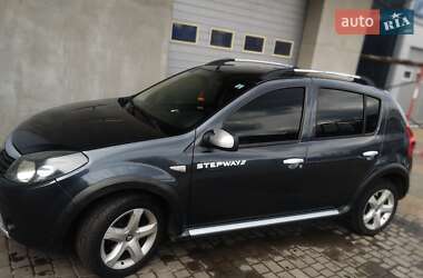 Внедорожник / Кроссовер Dacia Sandero StepWay 2012 в 