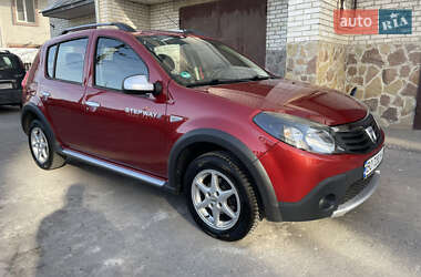 Внедорожник / Кроссовер Dacia Sandero StepWay 2010 в 