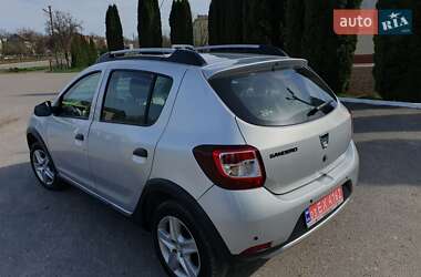 Внедорожник / Кроссовер Dacia Sandero StepWay 2015 в 
