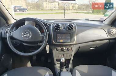Внедорожник / Кроссовер Dacia Sandero StepWay 2015 в 