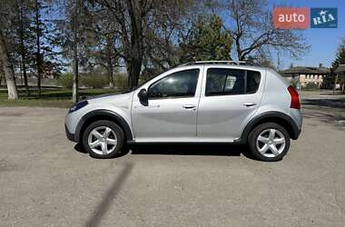 Внедорожник / Кроссовер Dacia Sandero StepWay 2011 в 
