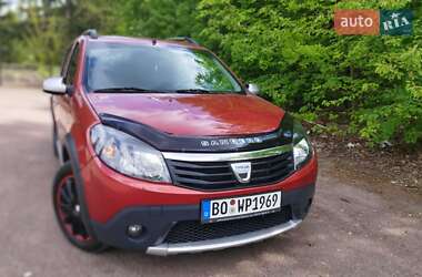 Внедорожник / Кроссовер Dacia Sandero StepWay 2011 в 