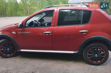 Внедорожник / Кроссовер Dacia Sandero StepWay 2011 в 