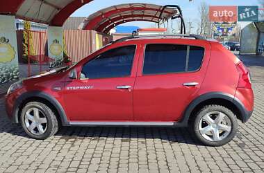 Внедорожник / Кроссовер Dacia Sandero StepWay 2011 в 
