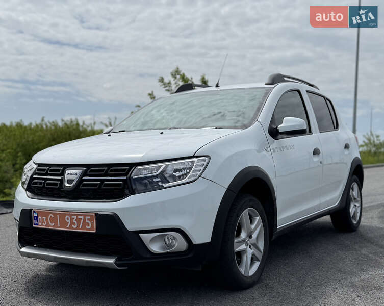 Внедорожник / Кроссовер Dacia Sandero StepWay 2019 в Ровно