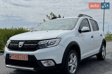 Внедорожник / Кроссовер Dacia Sandero StepWay 2019 в 