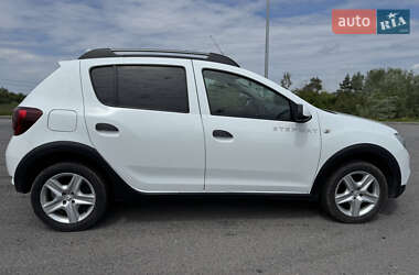 Внедорожник / Кроссовер Dacia Sandero StepWay 2019 в 