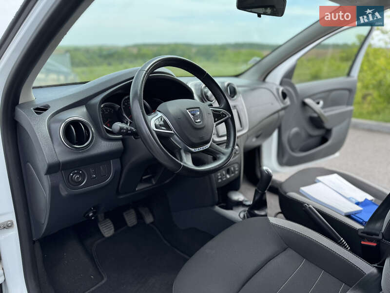 Внедорожник / Кроссовер Dacia Sandero StepWay 2019 в Ровно