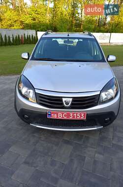 Внедорожник / Кроссовер Dacia Sandero StepWay 2010 в Луцке