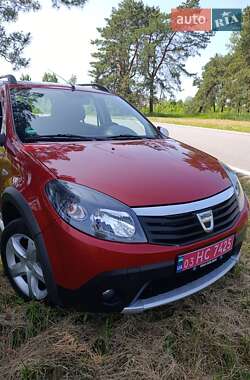 Внедорожник / Кроссовер Dacia Sandero StepWay 2011 в Харькове
