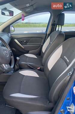 Внедорожник / Кроссовер Dacia Sandero StepWay 2012 в 