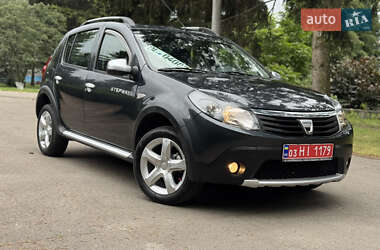 Позашляховик / Кросовер Dacia Sandero StepWay 2011 в Умані