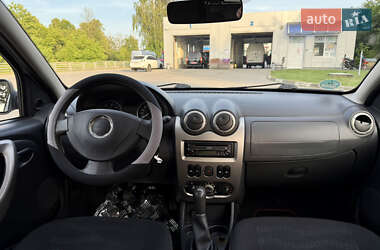 Внедорожник / Кроссовер Dacia Sandero StepWay 2011 в 