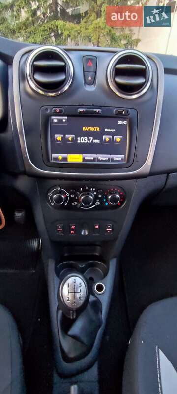 Внедорожник / Кроссовер Dacia Sandero StepWay 2013 в Черкассах