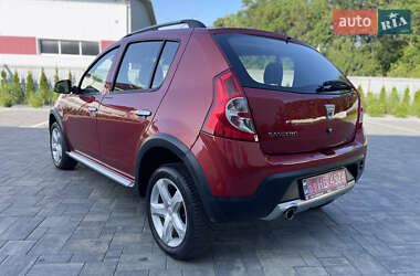 Внедорожник / Кроссовер Dacia Sandero StepWay 2011 в 