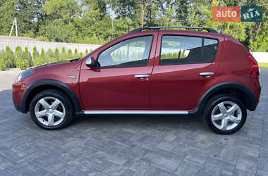 Внедорожник / Кроссовер Dacia Sandero StepWay 2011 в 