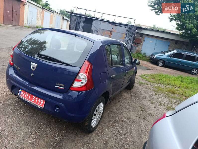 Внедорожник / Кроссовер Dacia Sandero StepWay 2009 в Конотопе