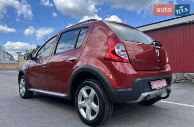Внедорожник / Кроссовер Dacia Sandero StepWay 2010 в 