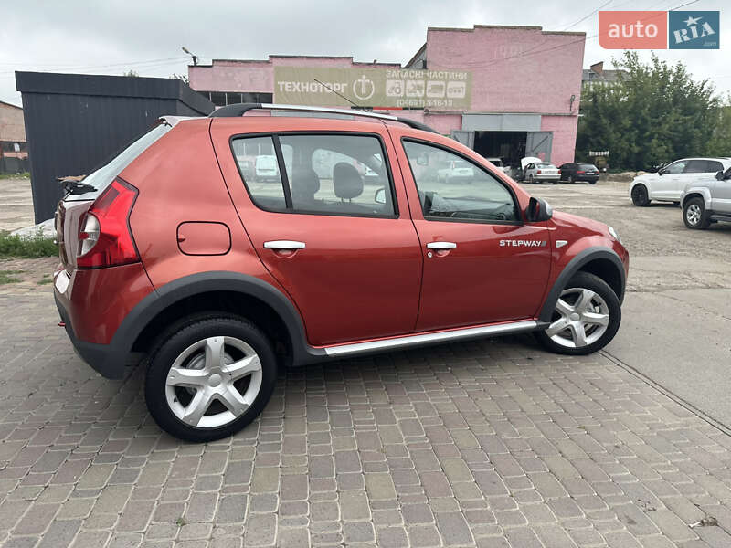 Внедорожник / Кроссовер Dacia Sandero StepWay 2010 в Нежине