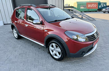 Внедорожник / Кроссовер Dacia Sandero StepWay 2009 в 